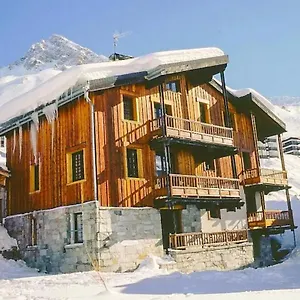 Grand - 5pax Au Pied Des Pistes - Parking - Skiroom - Cheminee Decorative- Balcons Appartement